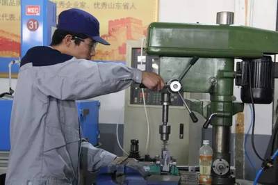 2016年青島市中等職業學校職業技能大賽在山東省輕工工程學校圓滿結束_其它_網